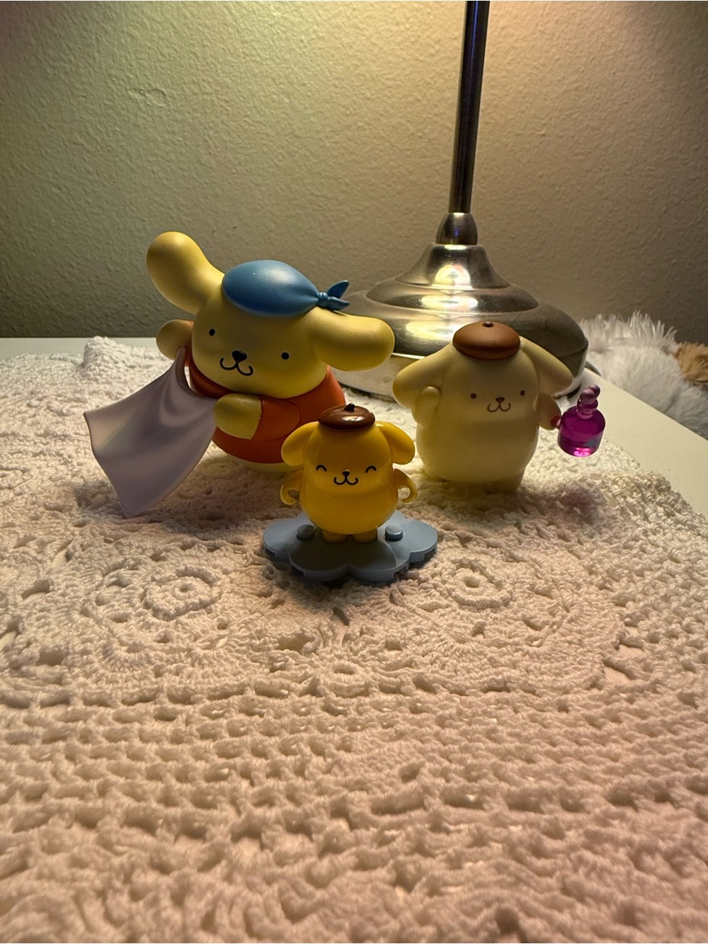 Sanrio Lot 8 items present